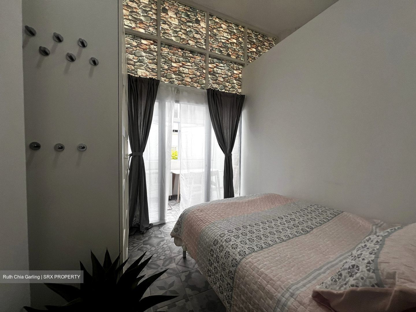 MARSHALL ROAD (D15), Terrace #587751281